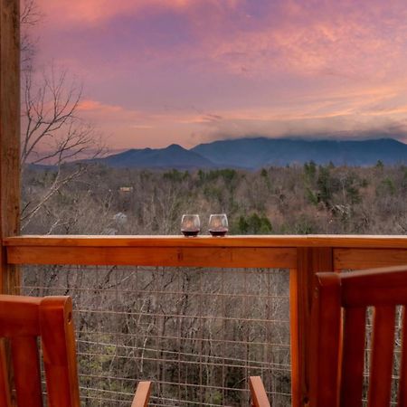 Tranquil Mountain Getaway By Ghosal Luxury Lodging Gatlinburg Exterior foto
