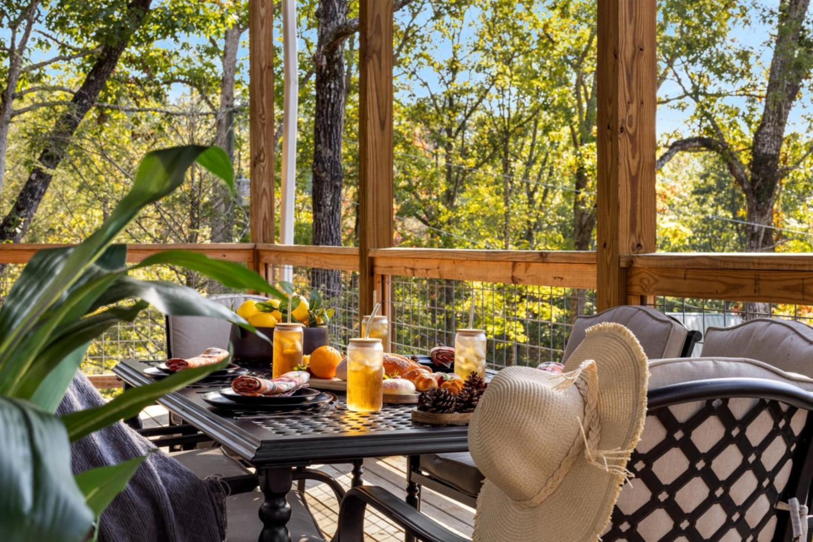 Tranquil Mountain Getaway By Ghosal Luxury Lodging Gatlinburg Exterior foto
